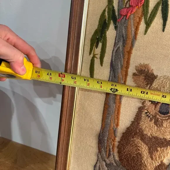 Vintage 1970s Koala Crewel Embroidery Wall Art 16x20 Wood Framed Art - BUB - Picture 2 of 5